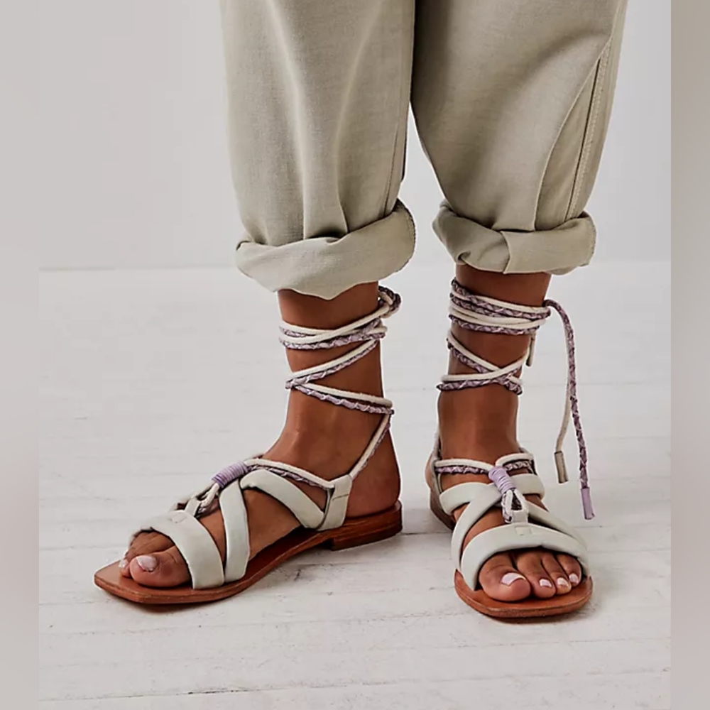 NWT Free People Linden Wrap Slip On Sandals in Purple/Bone sz 7 - 7.5
